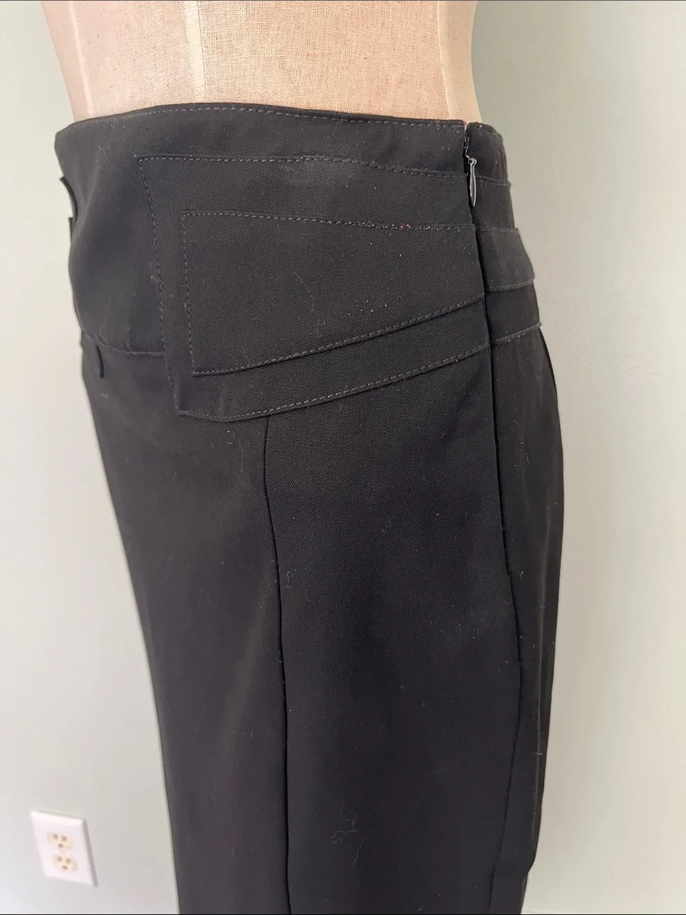 Classic Black Pencil Skirt - Women's Professional Staple